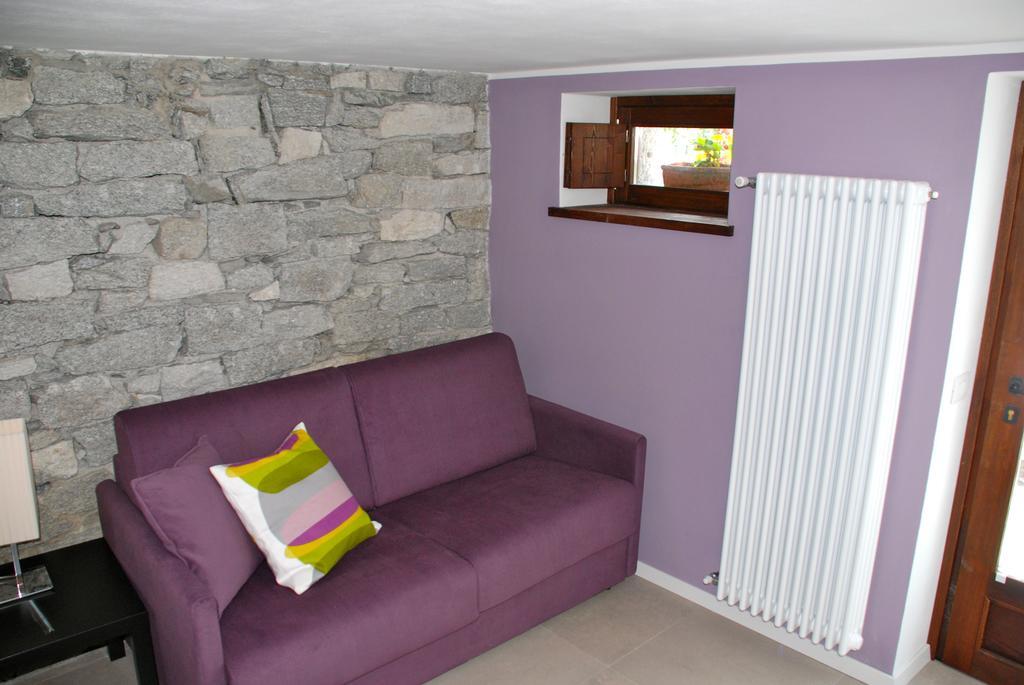Hotel Ca' Del Borgo à Cadarese Extérieur photo